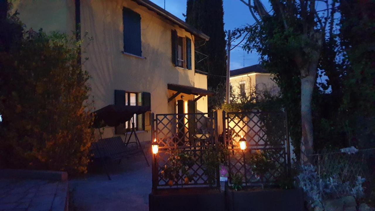 Casa Vacanza & Suite Joy Пескьера-дель-Гарда Экстерьер фото